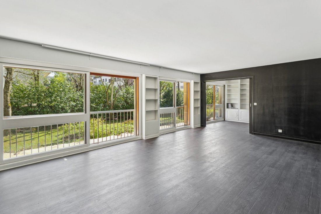 Apartment in Nogent-sur-Marne, Ile-de-France, France 2 - 17783704