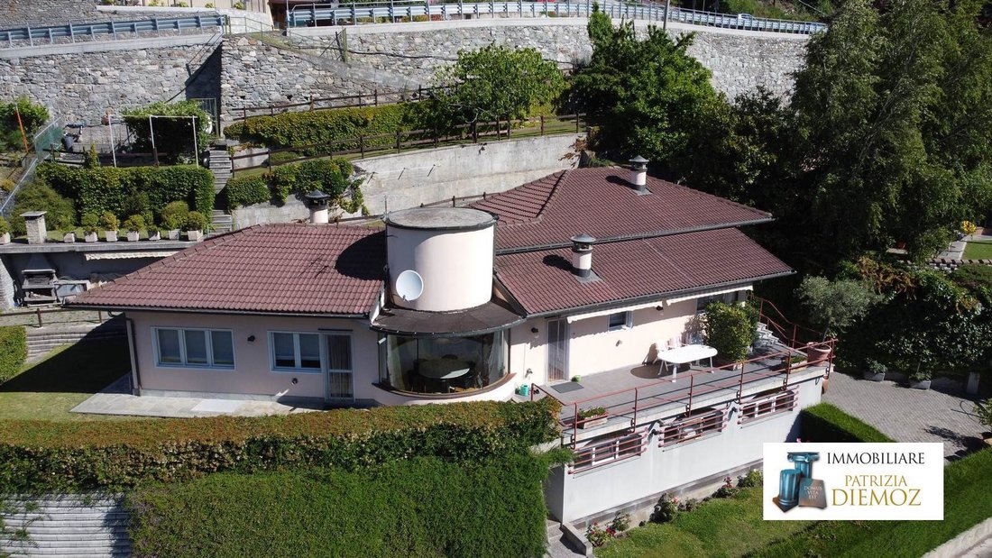 Villa in Hilly Zone / Zone Collinaire, Aosta / Aoste, Aosta Valley / Vallée d'Aoste 3 - 17782735