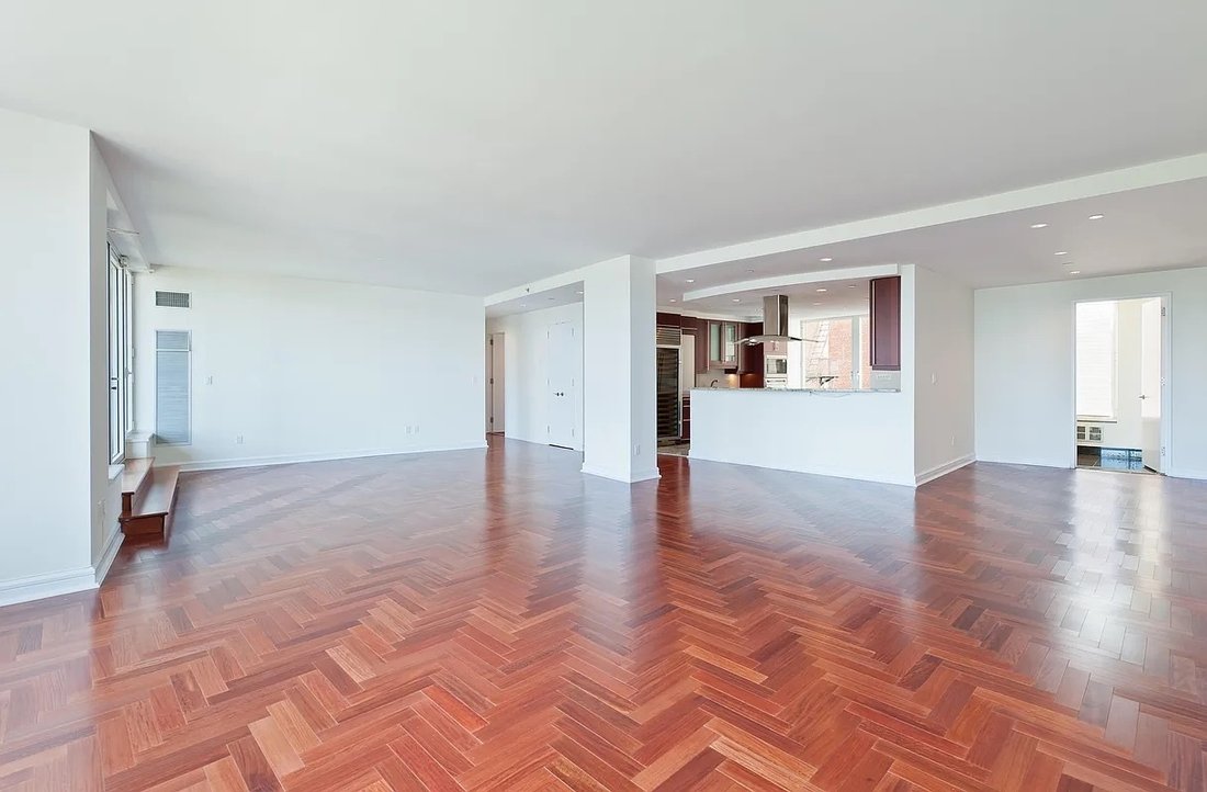 Condo in New York, New York, United States 2 - 17782660