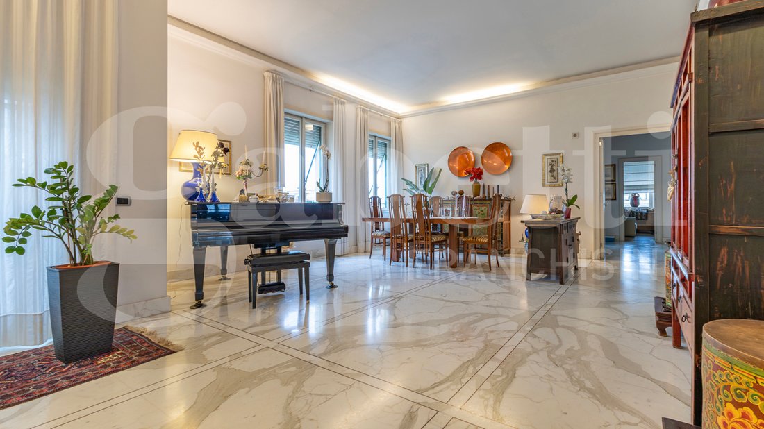 Apartment in Historic Center, Latina, Lazio 4 - 17782068