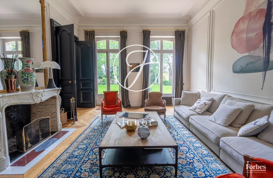 Estate in Briand Leclerc, Sens, France 5 - 17778588