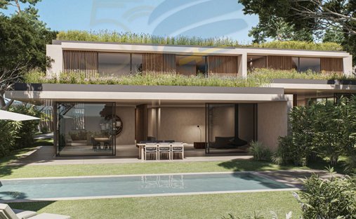House in Colares, Lisbon, Portugal 1