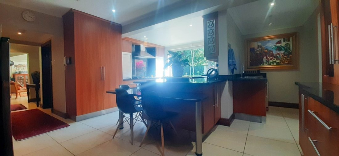 House in Rustenburg, North West, South Africa 2 - 16868624
