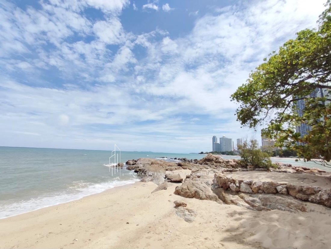 Apartment in Pattaya City, Chon Buri, Thailand 1 - 17779619
