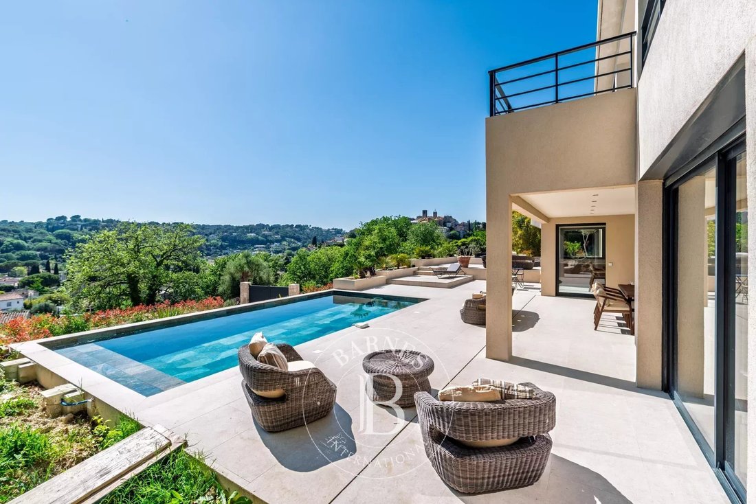 Villa in Village-Saint Julien-Saint Pierre, Biot, France 1 - 17780009
