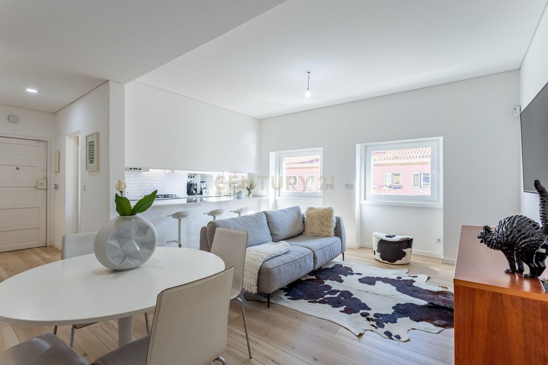 Apartment in Alvalade, Lisbon, Portugal 1 - 17782483
