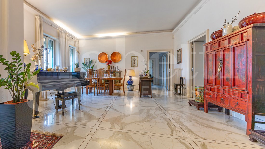 Apartment in Historic Center, Latina, Lazio 3 - 17782068