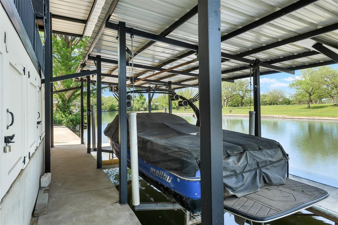 House in Marble Falls, Texas, United States 2 - 17704300