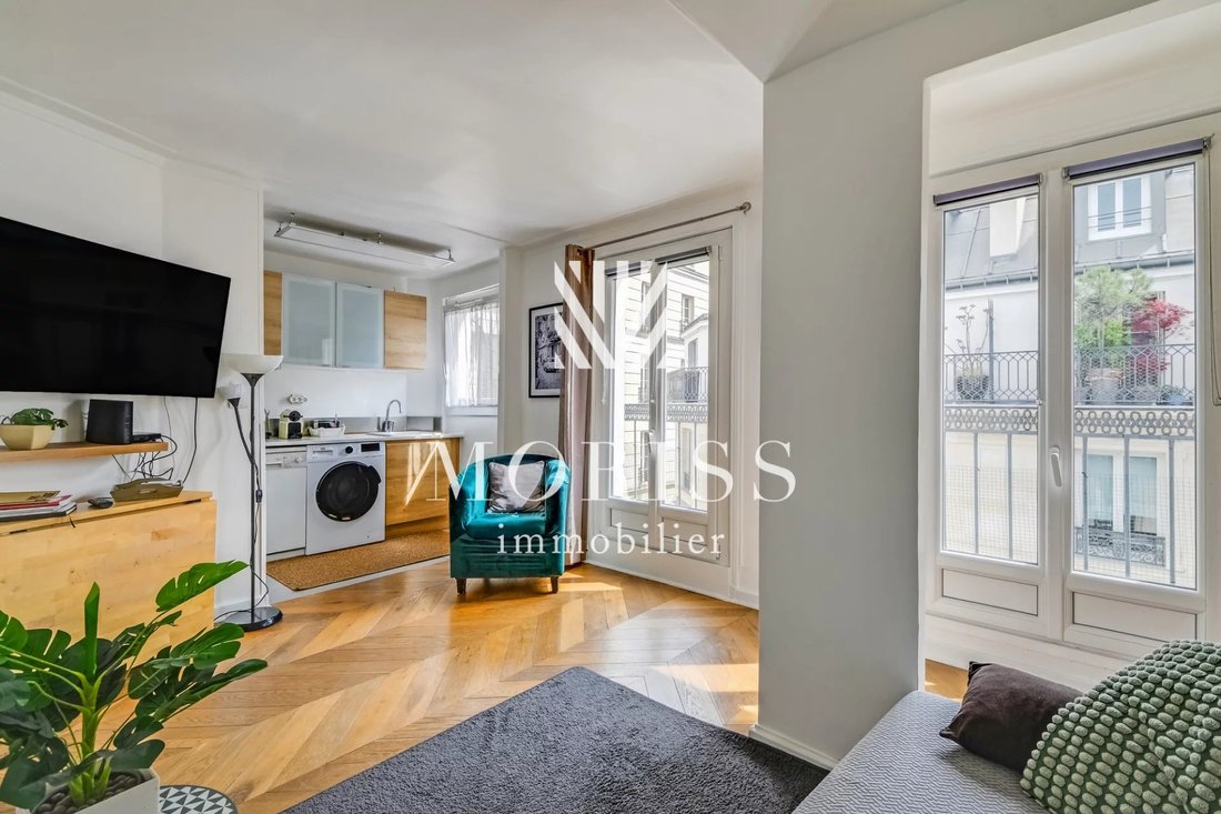 Apartment in Saint Germain l'Auxerrois, Paris 1er Arrondissement, Paris 2 - 17779903