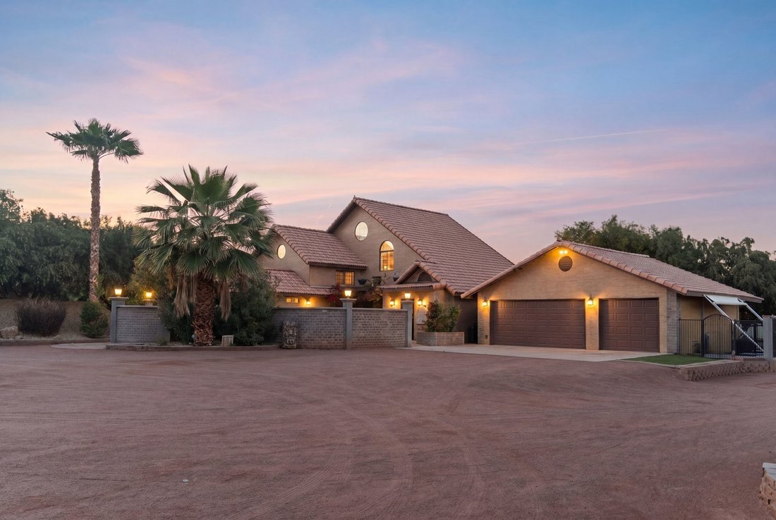 House in Las Vegas, Nevada, United States 1 - 17779764