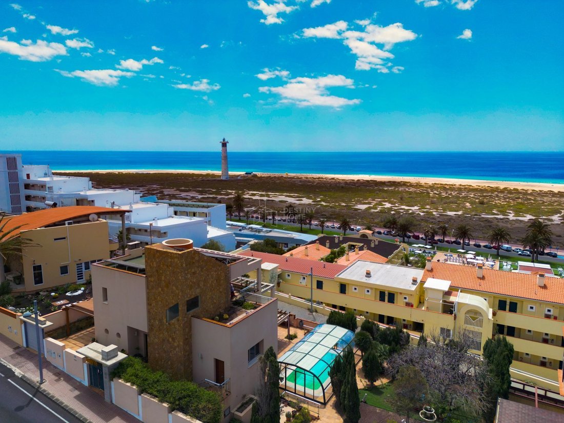 Villa in Pajara, Canary Islands, Spain 2 - 17781071