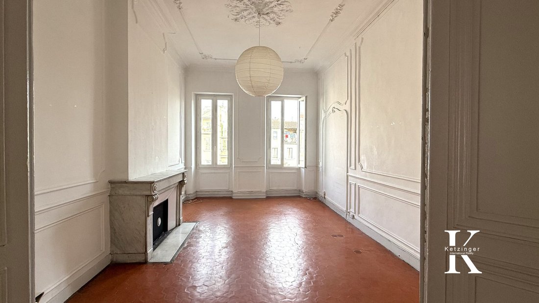 Apartment in Castellane, 6e Arrondissement, Marseille 3 - 17783597