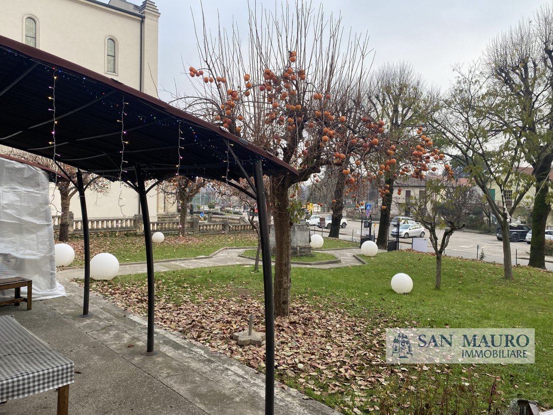 Estate in Longare, Veneto, Italy 2 - 17783041