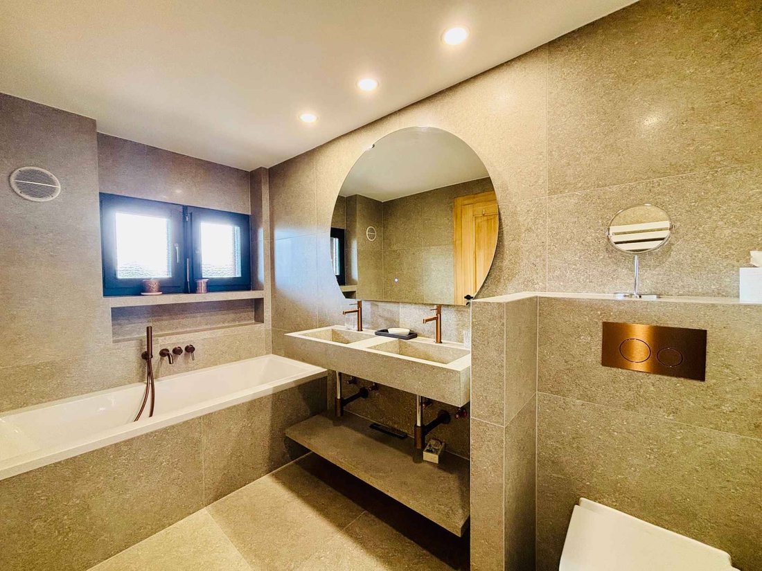 Apartment in Bagnes, Valais, Switzerland 4 - 16075448