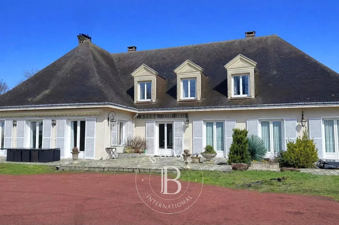 Villa in Centre Ville, Romorantin-Lanthenay, France 1 - 17780072