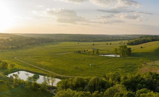 House in Nunnelly, Tennessee, United States 1
