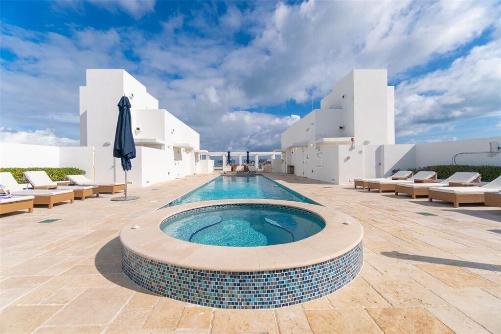 Condo in Bal Harbour, Florida, United States 1 - 17781649