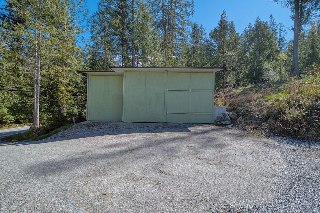 House in Sechelt, British Columbia, Canada 3 - 17780612