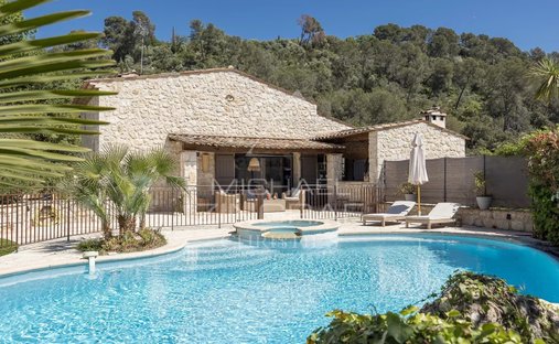 Villa in Quartiers Ouest Montgros-Montmeuille, La Colle-sur-Loup, France 1