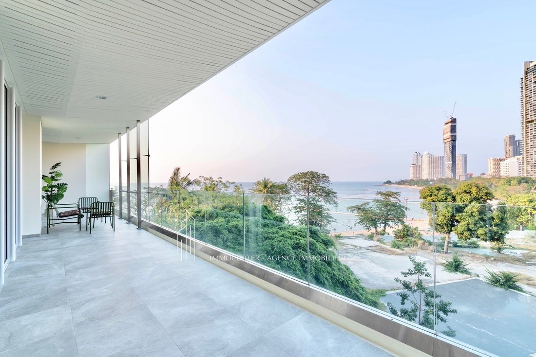 Apartment in Pattaya City, Chon Buri, Thailand 2 - 17779619
