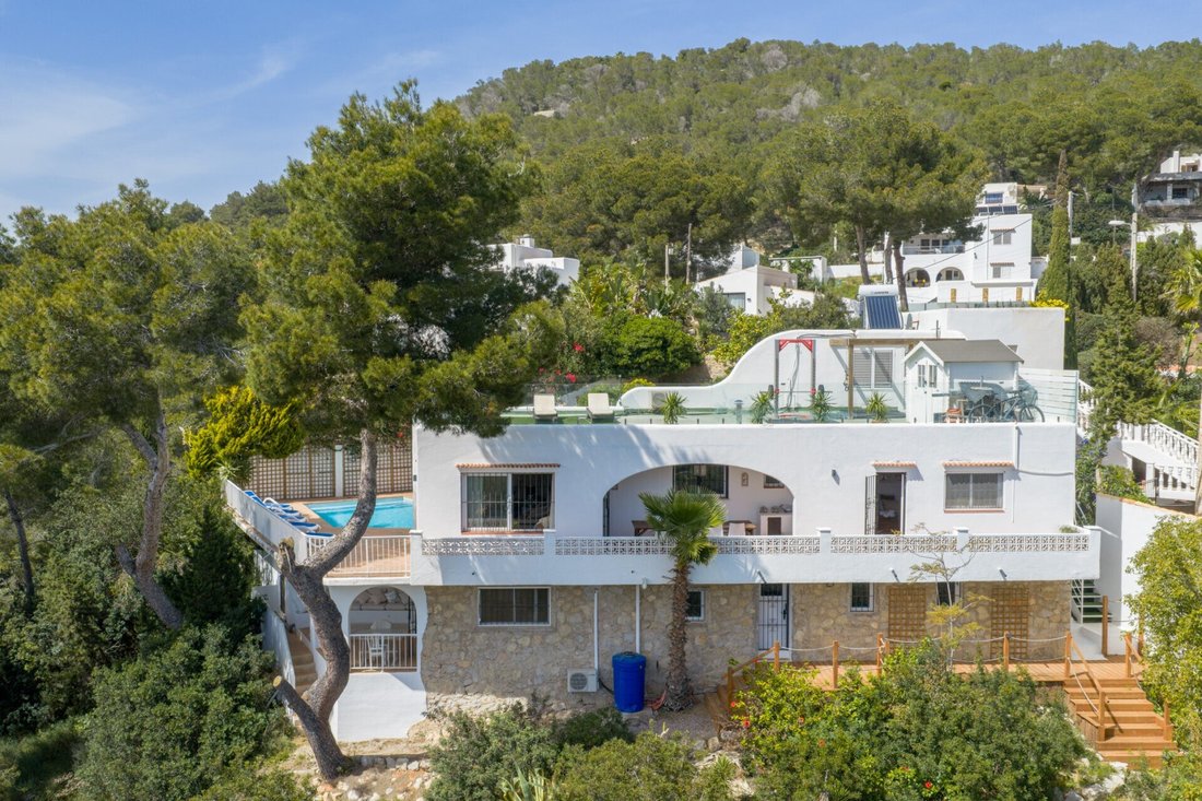 Villa in Cala Llonga, Ibiza, Santa Eularia des Riu, Balearic Islands 2 - 17643448