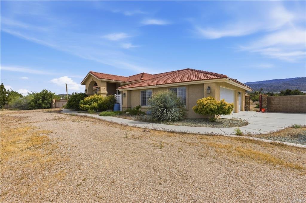 House in Pinon Hills, California, United States 3 - 17780253