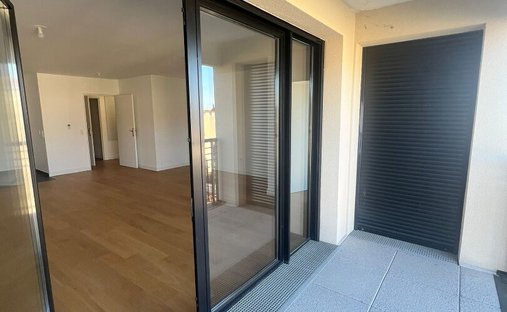 Apartment in Le Plateau, Saint-Maurice, France 1