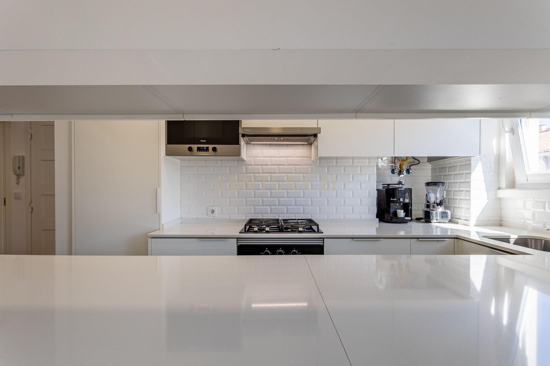 Apartment in Alvalade, Lisbon, Portugal 5 - 17782483