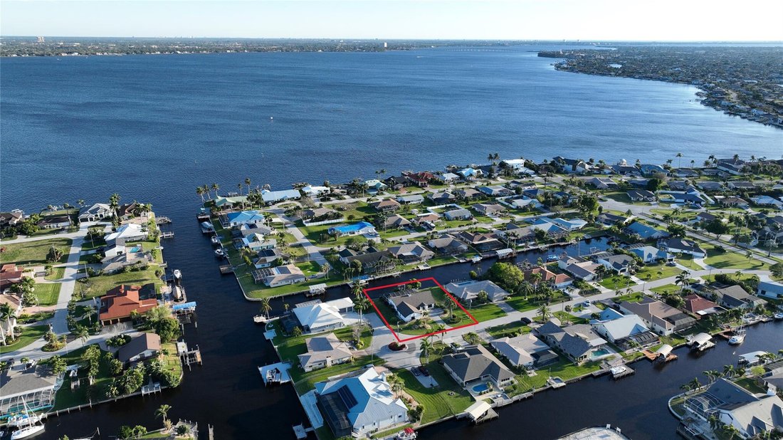 House in Cape Coral, Florida, United States 1 - 17774678