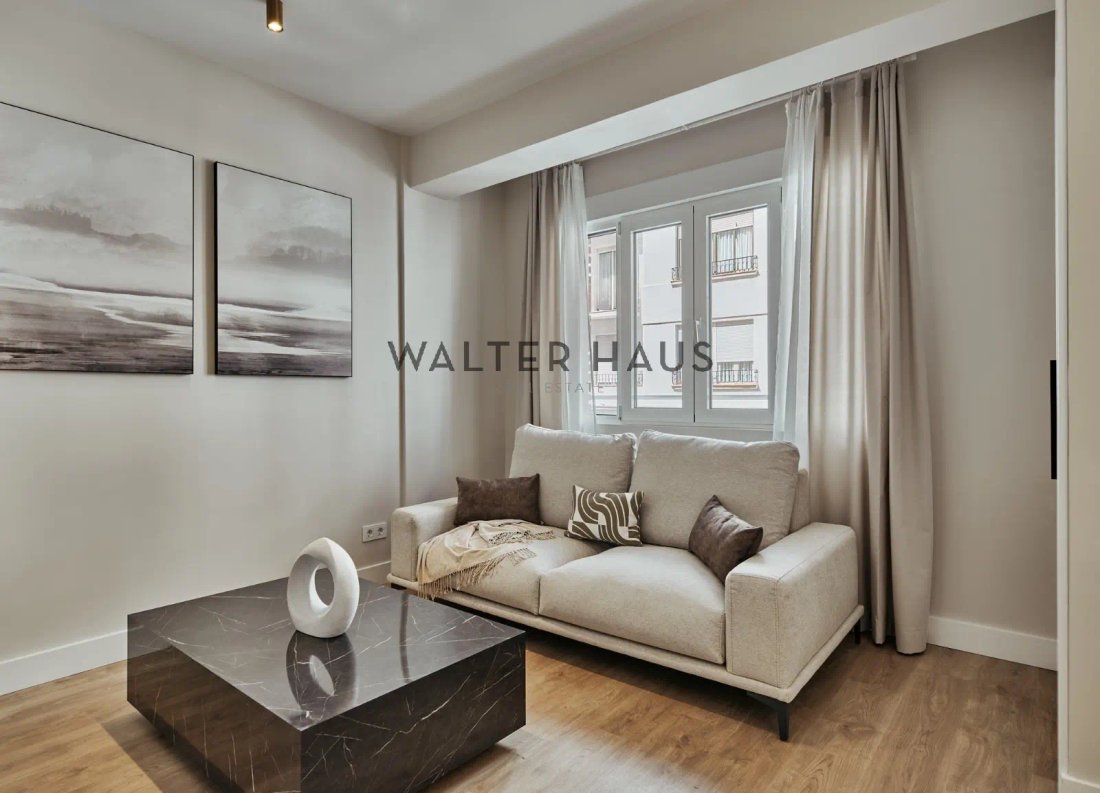 Apartment in Barrio Salamanca, Madrid, Spain 2 - 17780195