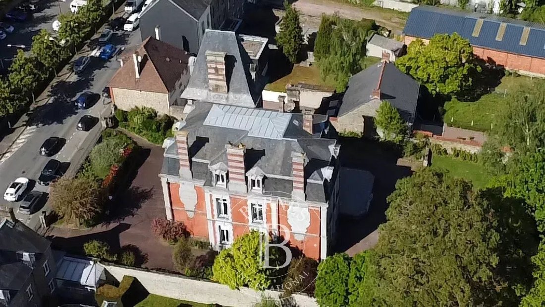 Townhouse en Conde-sur-Noireau, Condé-en-Normandie, Francia 3 - 17780131