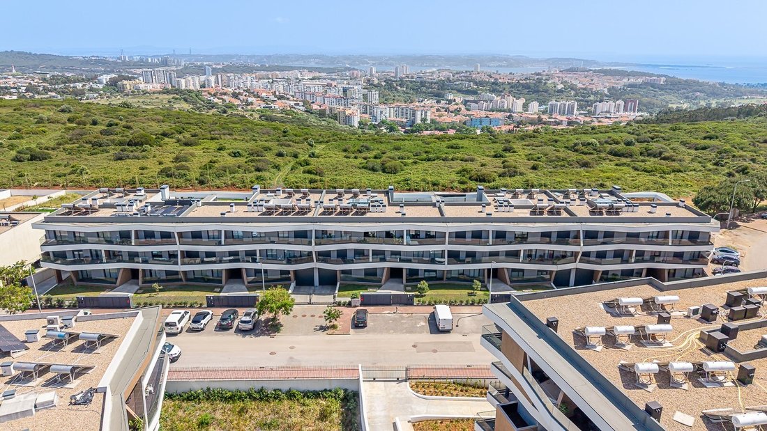 Apartment in Venteira, Lisbon, Portugal 2 - 17780496
