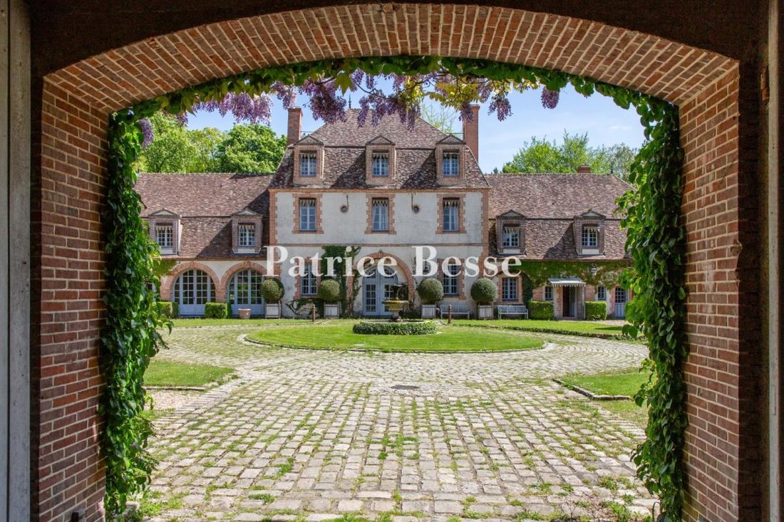House in Houdan, Ile-de-France, France 1 - 17782542