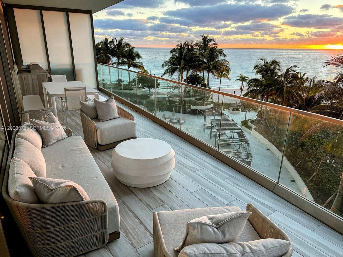 Condo in Sunny Isles Beach, Florida, United States 1 - 17781350