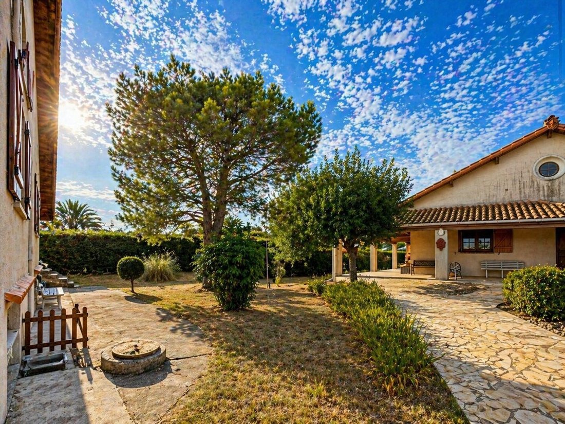 House in Pomerols, Occitania, France 5 - 17439912