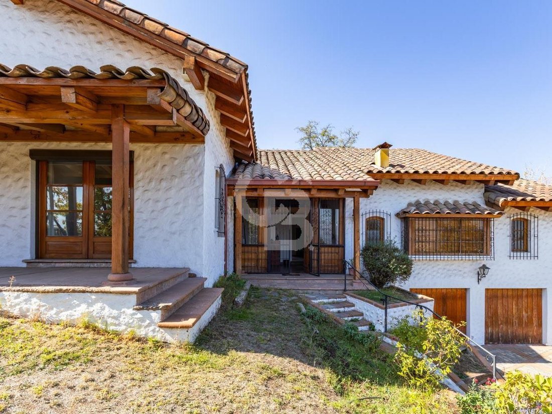 House in Lo Barnechea, Santiago Metropolitan Region, Chile 2 - 17724450