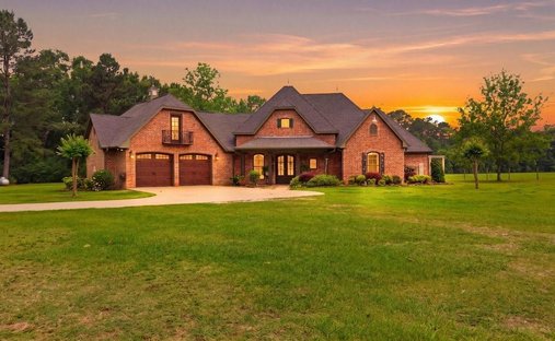 House in Buna, Texas, United States 1