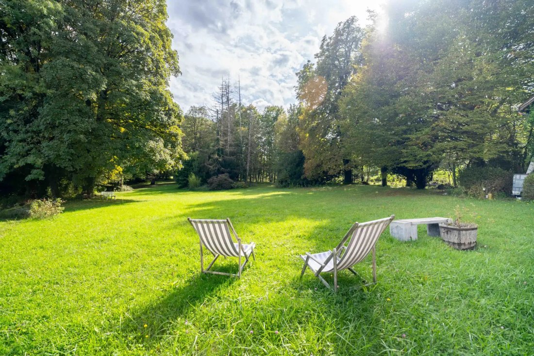 Estate in Artemare, Auvergne-Rhône-Alpes, France 5 - 16474301