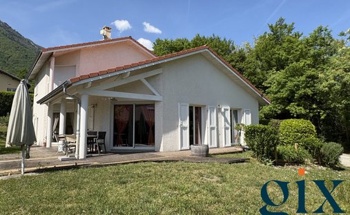 Casa a Corbonne-Centre-Maréchaux, Saint-Ismier, Francia 1