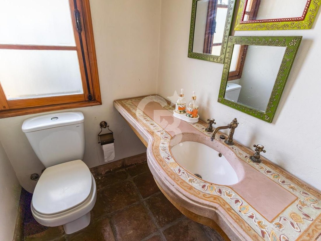House in Lo Barnechea, Santiago Metropolitan Region, Chile 4 - 17724450