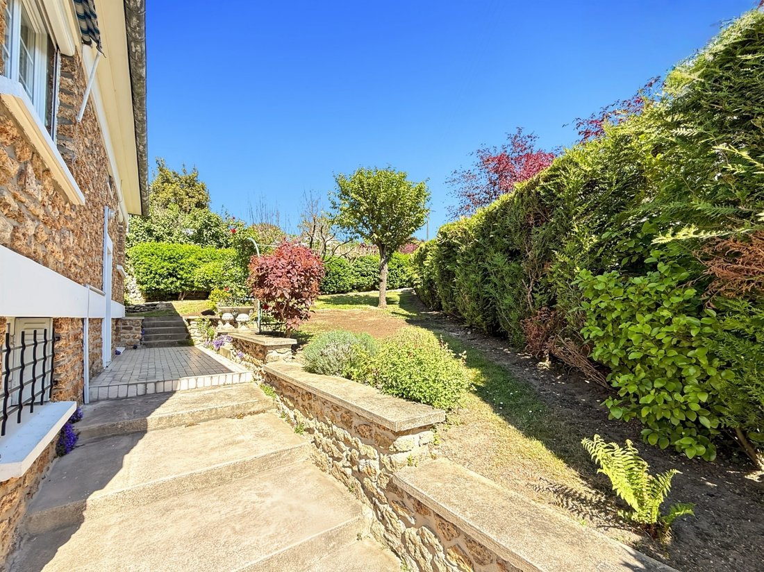 House in Sucy-en-Brie, Ile-de-France, France 3 - 17782361