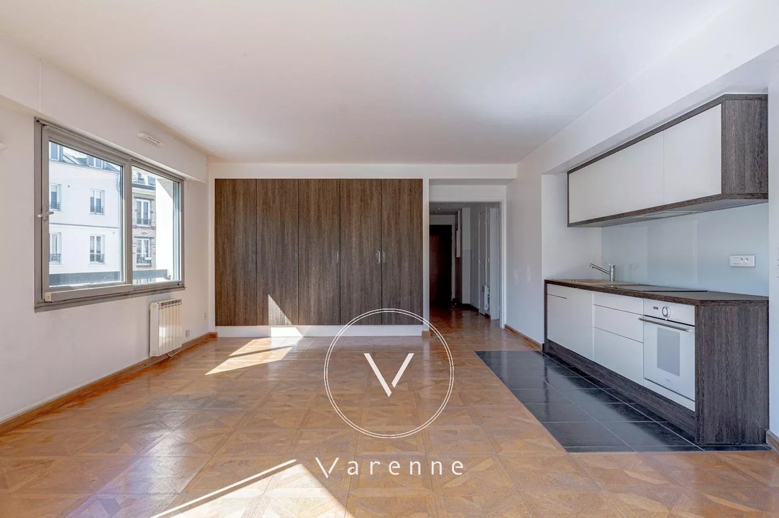 Apartment in Jean Moulin-Porte d'Orléans, Paris 14e Arrondissement, Paris 4 - 17778640