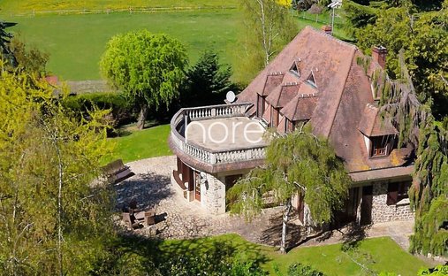 Villa in Livilliers, Ile-de-France, France 1