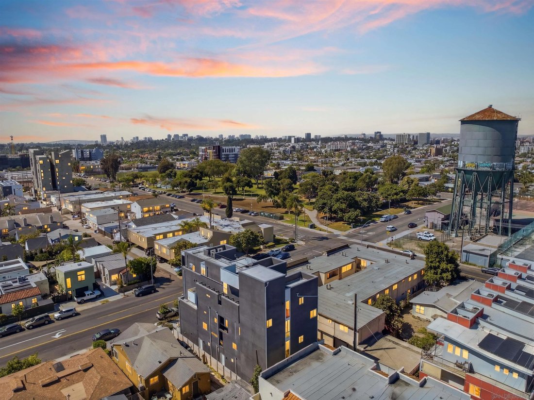 San Diego, California, United States 4 - 17779242