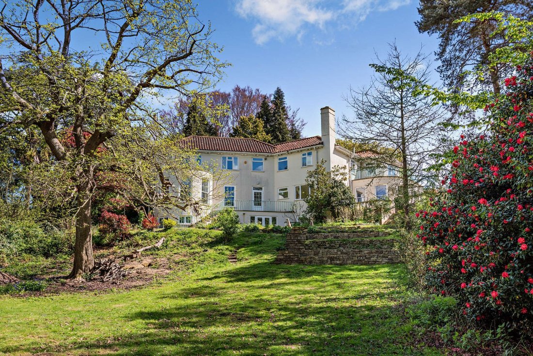 House in Woodmancote, England 2 - 17154639