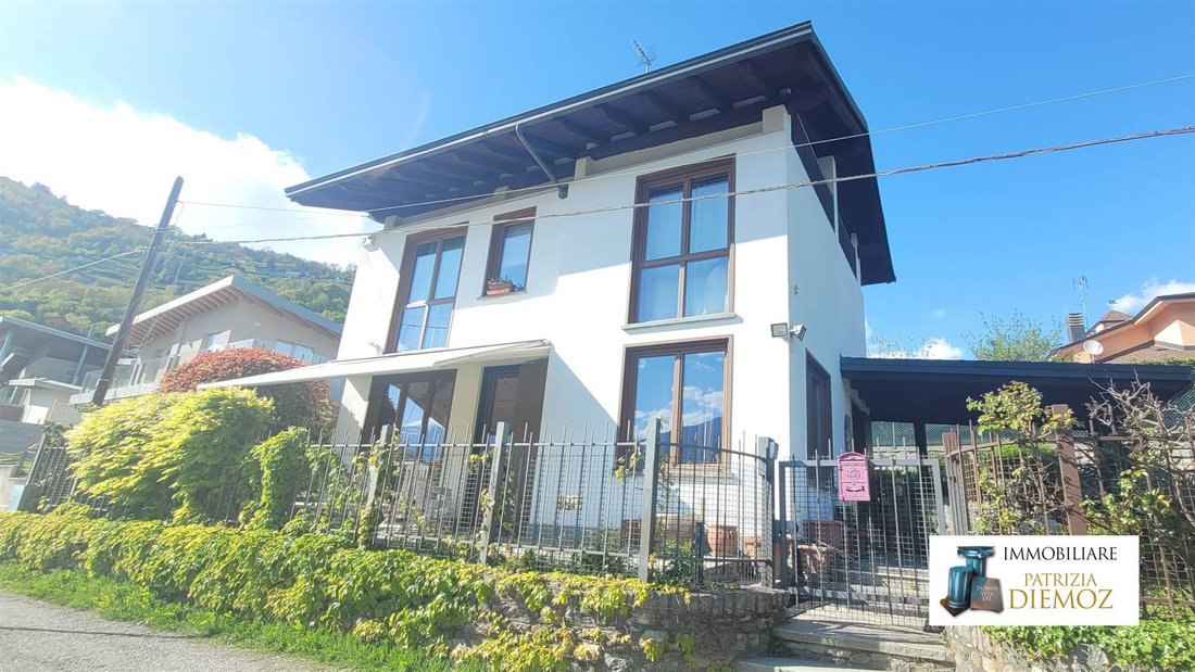 Villa in Precollinare Area / Zone Pré-collinaire, Aosta / Aoste, Aosta Valley / Vallée d'Aoste 2 - 17782722