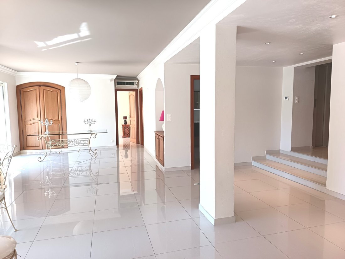 Villa in Coste Chaude-Mauveou, La Seyne-sur-Mer, France 5 - 17667766
