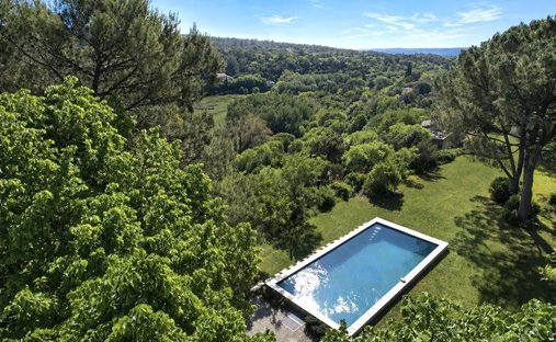 Estate in Uzès, Occitania, France 1