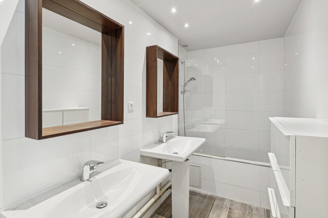 Apartment in Nogent-sur-Marne, Ile-de-France, France 5 - 17783704