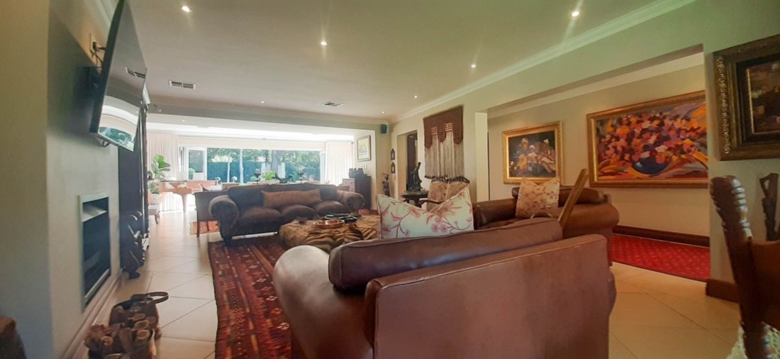 House in Rustenburg, North West, South Africa 4 - 16868624